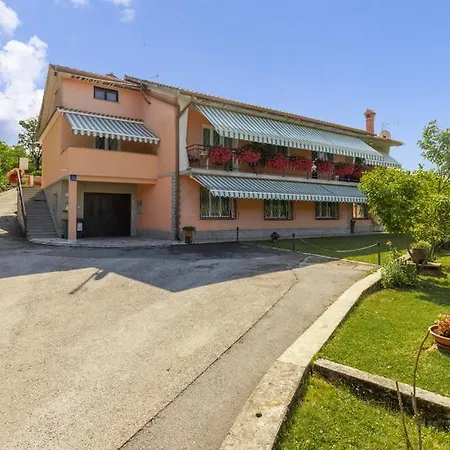 Apartman Nora Mucici Exterior photo