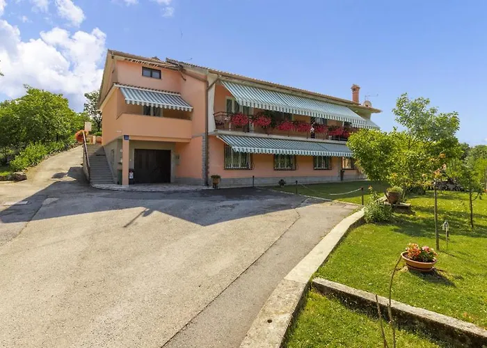 Apartman Nora