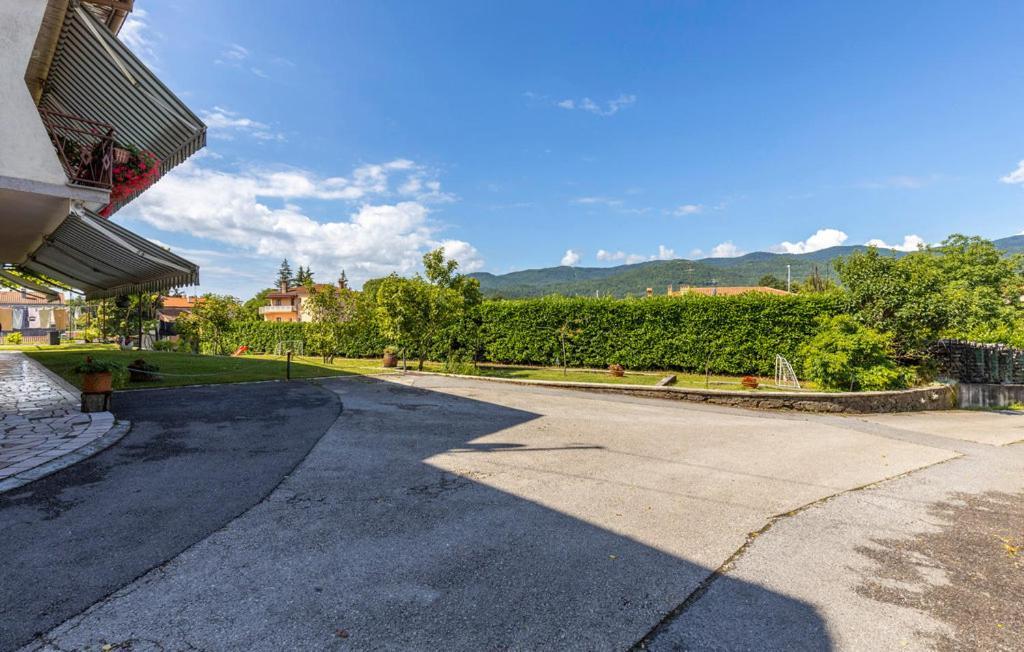 Nora Apartamento Mucici